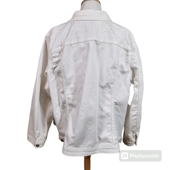 C J Banks White Jean Jacket Embroidered, sz 3X - Picture 2 of 11